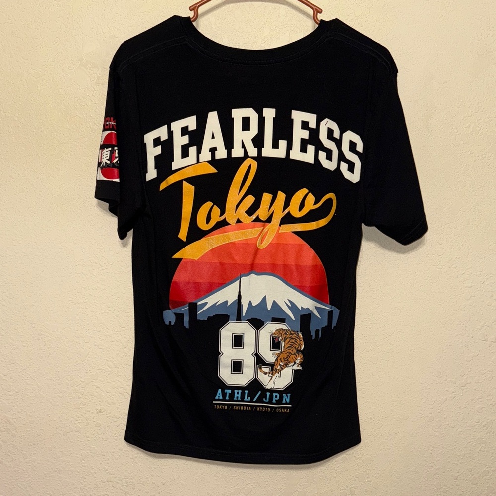 GSTR Fearless Tokyo Graphic T-Shirt